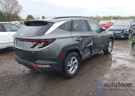 2022 Hyundai Tucson Sel z USA, uszkodzony, nr VIN 5NMJBCAE5NH118241